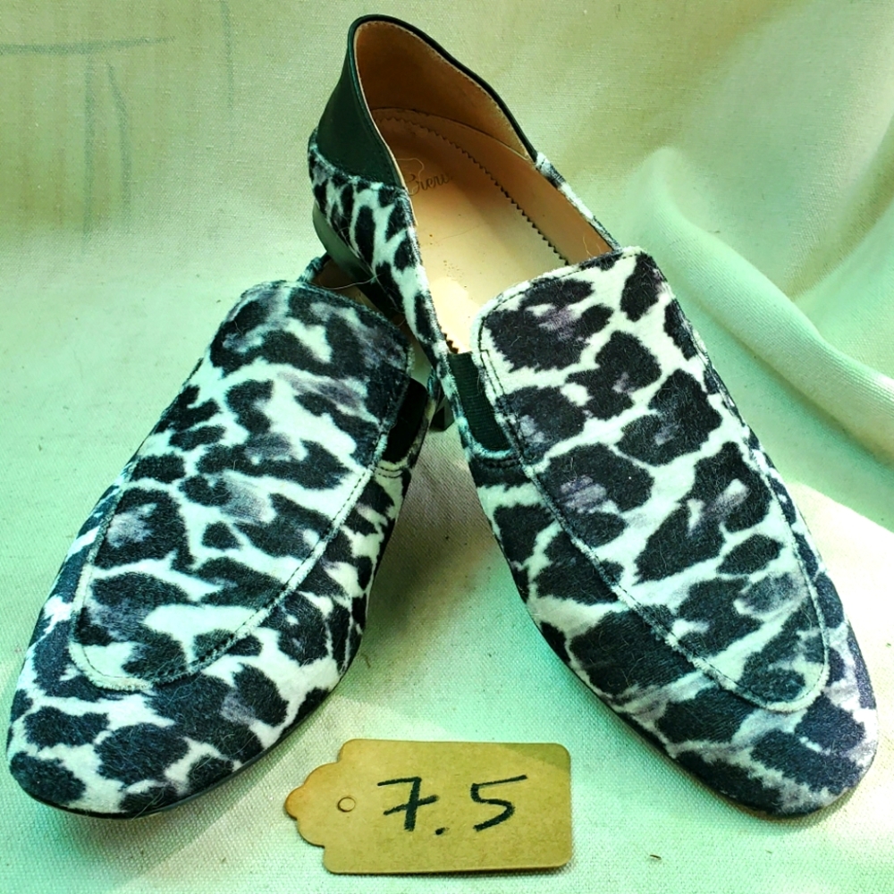 J Crew Velvet Leopard Print Loafer/mule like new